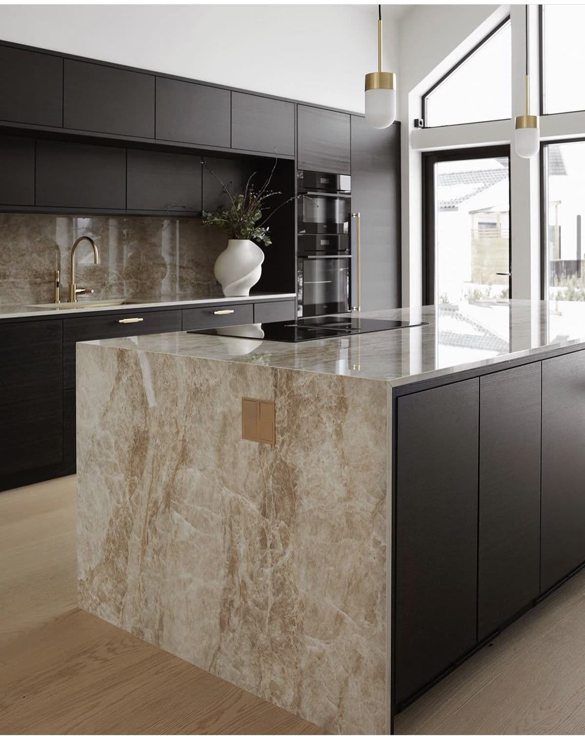 Cuisine beige minimaliste — visuel 4