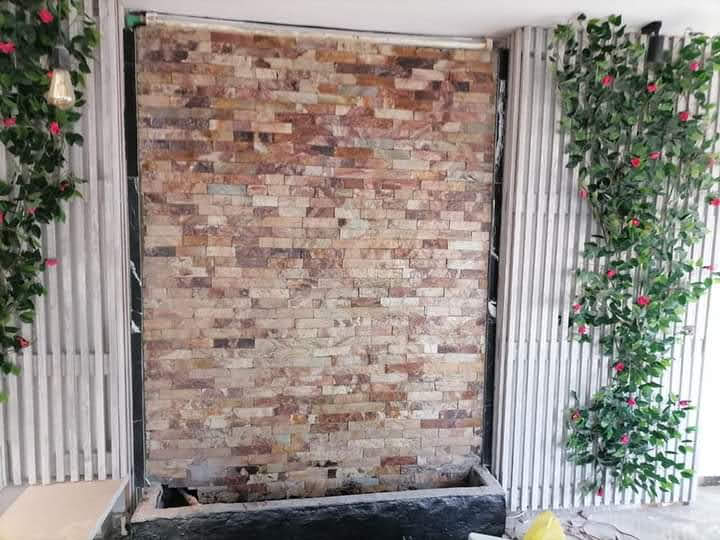 Mur décoratif en parement avec éclairage — visuel 2