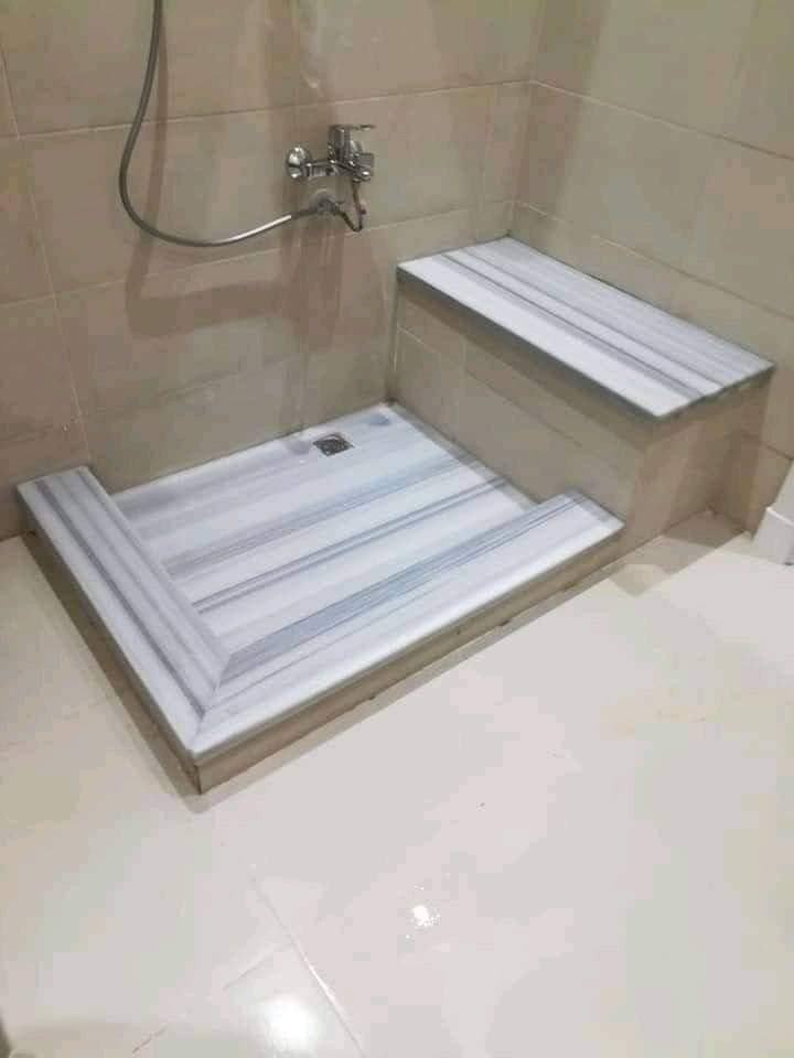 Meuble vasque en pierre noire — visuel 2