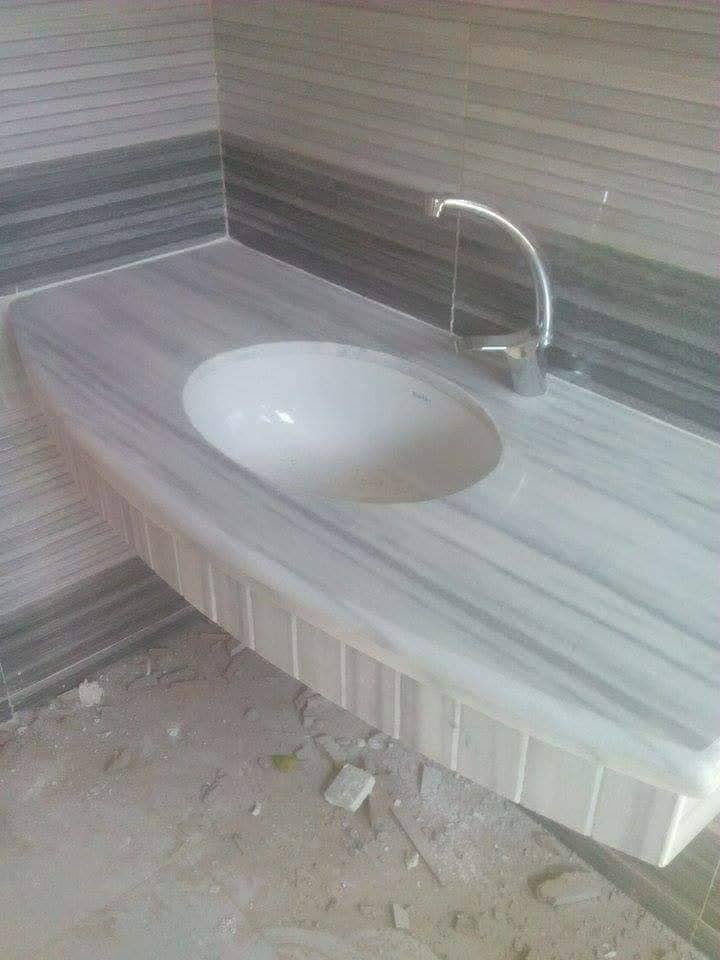 Salle de bain en marbre de luxe — visuel 2