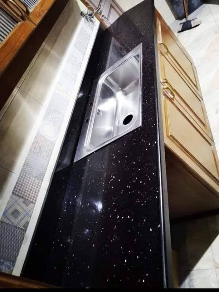 Cuisine — Installations diverses en pierre